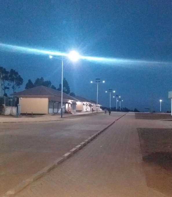 武江区非洲科特迪瓦太阳能路灯工程